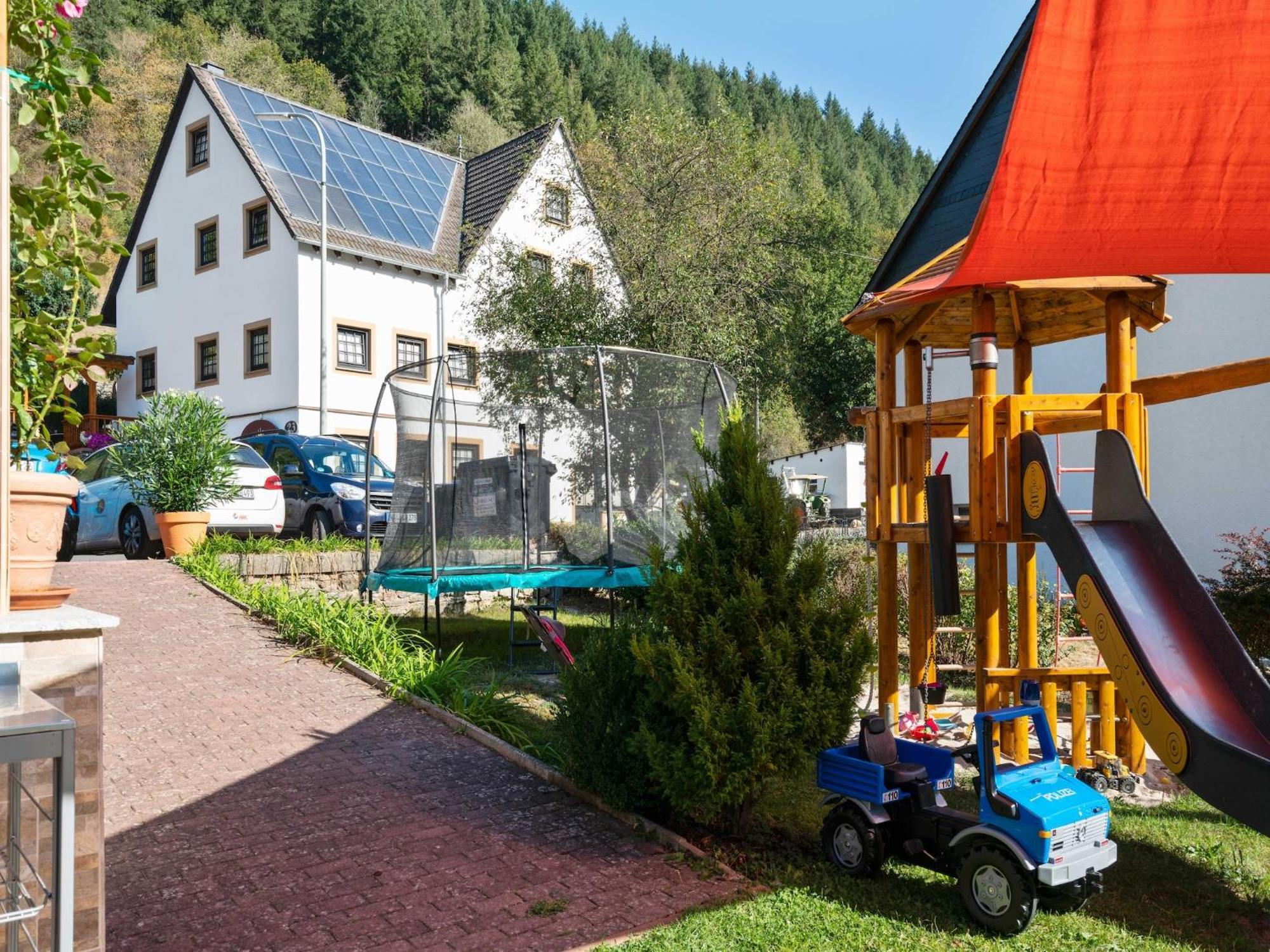 A Modern Apartment In The Hunsr Ck Region S Romantic Drohn Valley Merschbach Exteriör bild